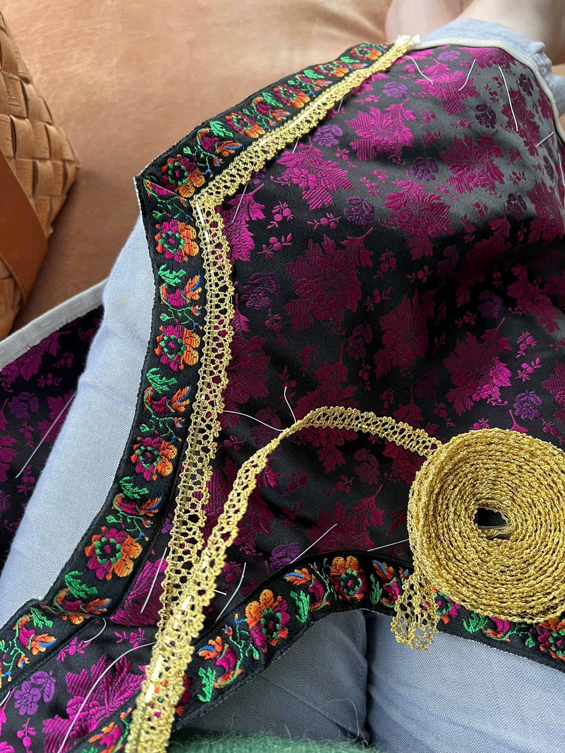 Ikon for Materialpakker/ Brodering/ Montering av bunad